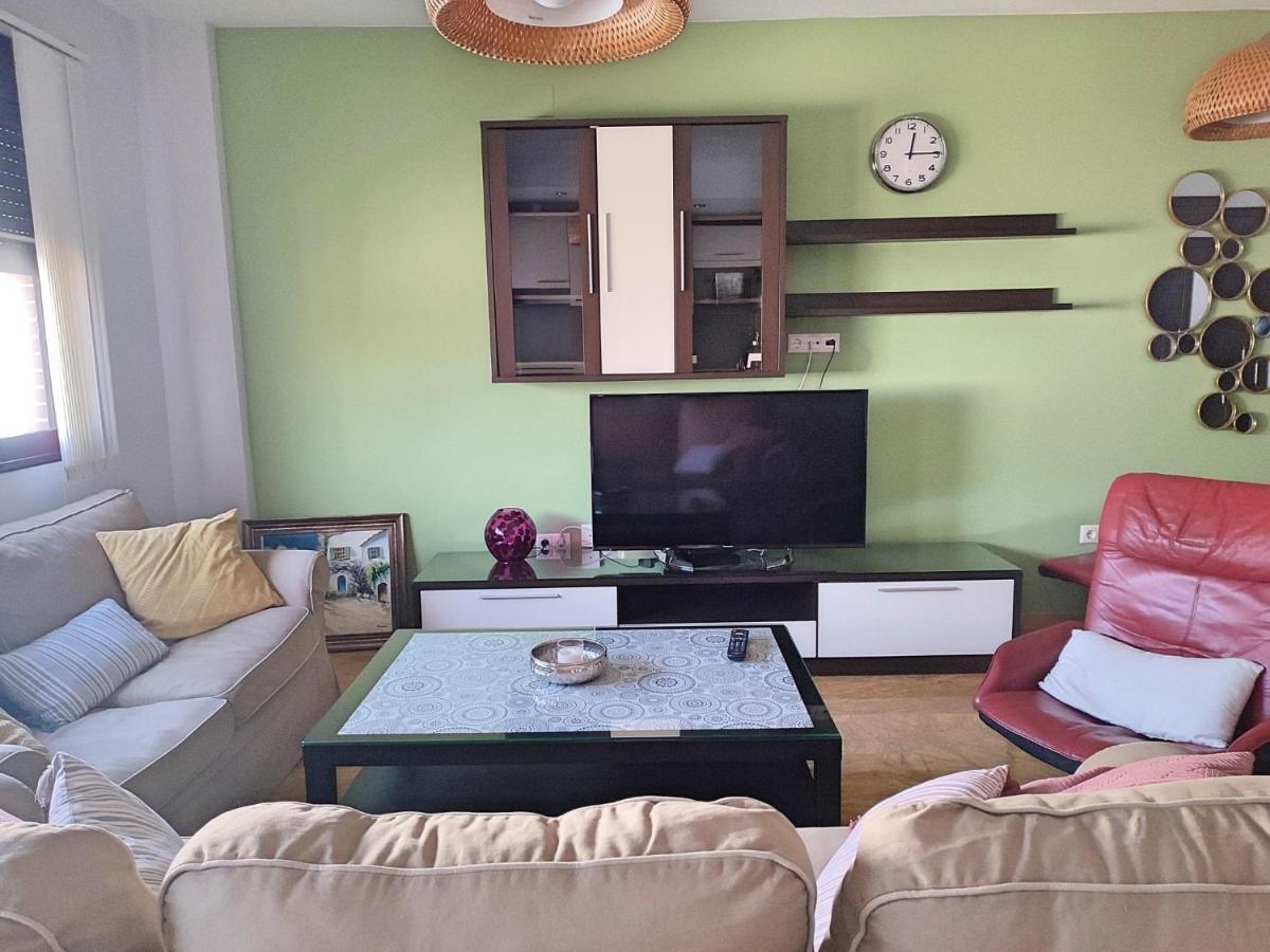 Amplio y Moderno Apartamento Lorenzo Ferreira Cordova Esterno foto